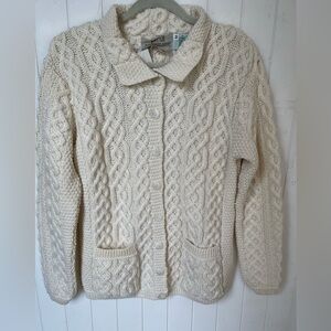Woman’s Aran Irish Cardigan 100% Merino Wool Sweater size M NWT